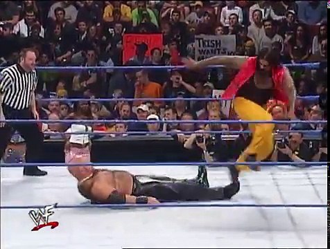 Bubba Ray Dudley Gets Distracted By Trish Stratus Again