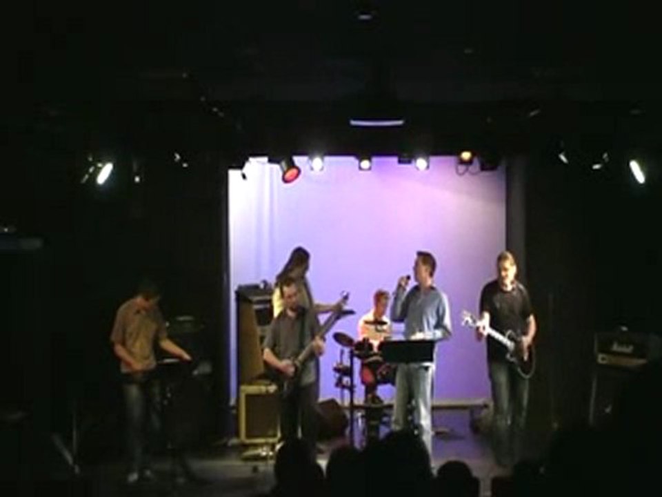 Concert BO Band 2007 (3/15) : Muse - Time is running out