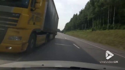 S'endormir au volant... Pire accident possible sur l'autoroute !