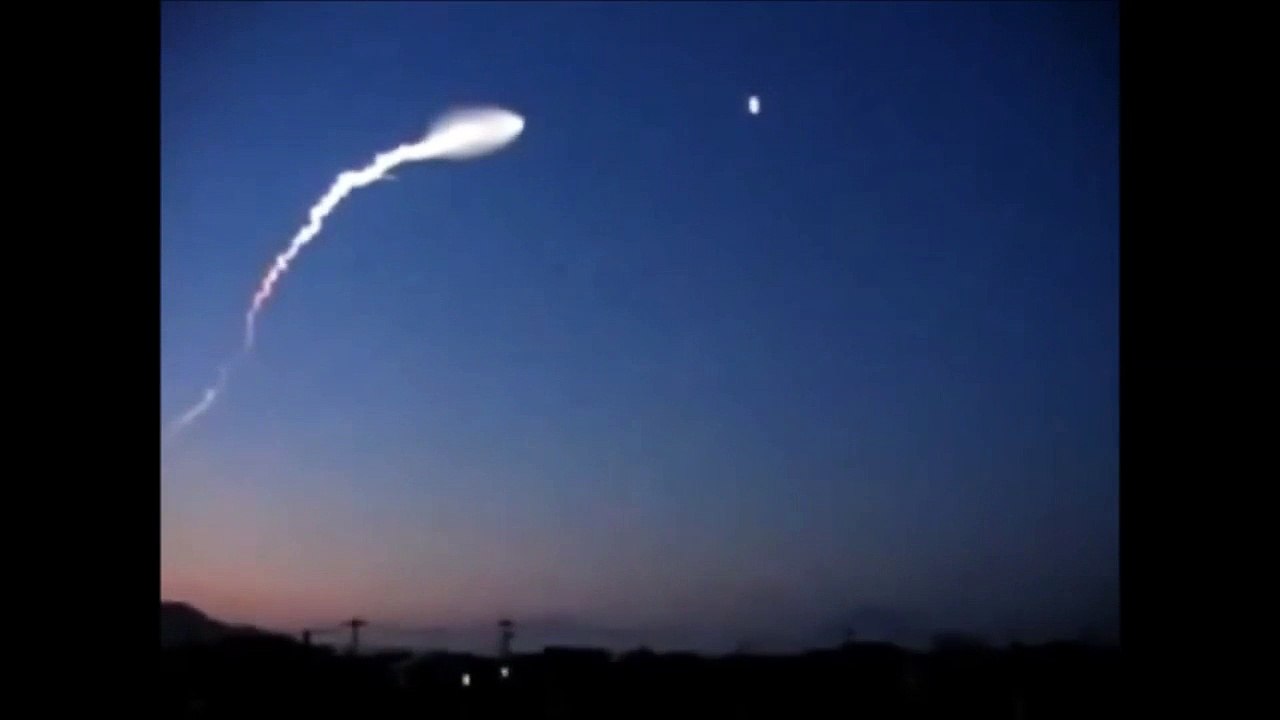Japan destroyed a spy missile!!Breaking news!!