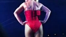 Britney Spears interrompue en plein concert par un déséquilibré