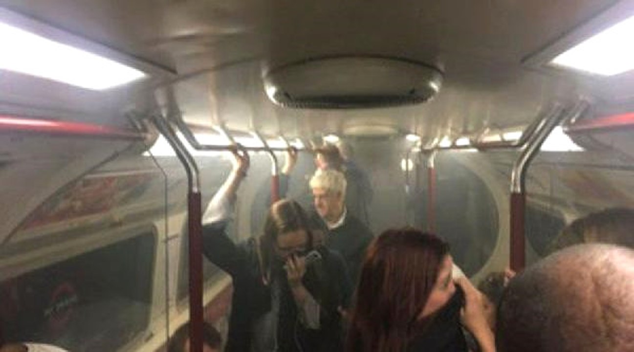 Londra'daki Oxford Caddesi İstasyonu Boşaltıldı