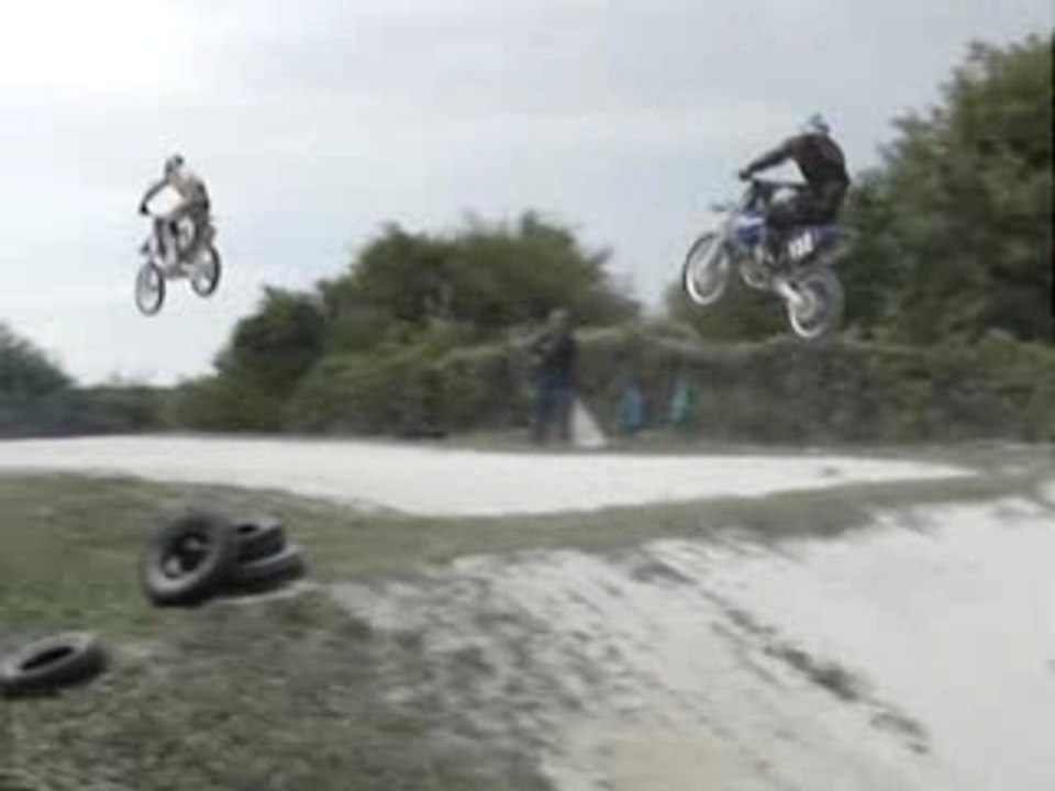 Terrain Cross - Moto