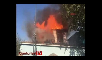 Kasımpaşa'da tarihi hamamda yangın çıktı
