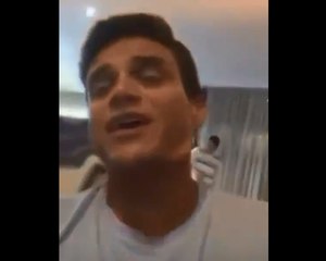 Todo de cabeza - Silvestre Dangond