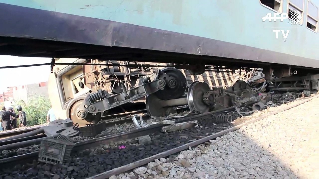 36 شخصا لقوا مصرعهم في تصادم قطارين في الاسكندرية