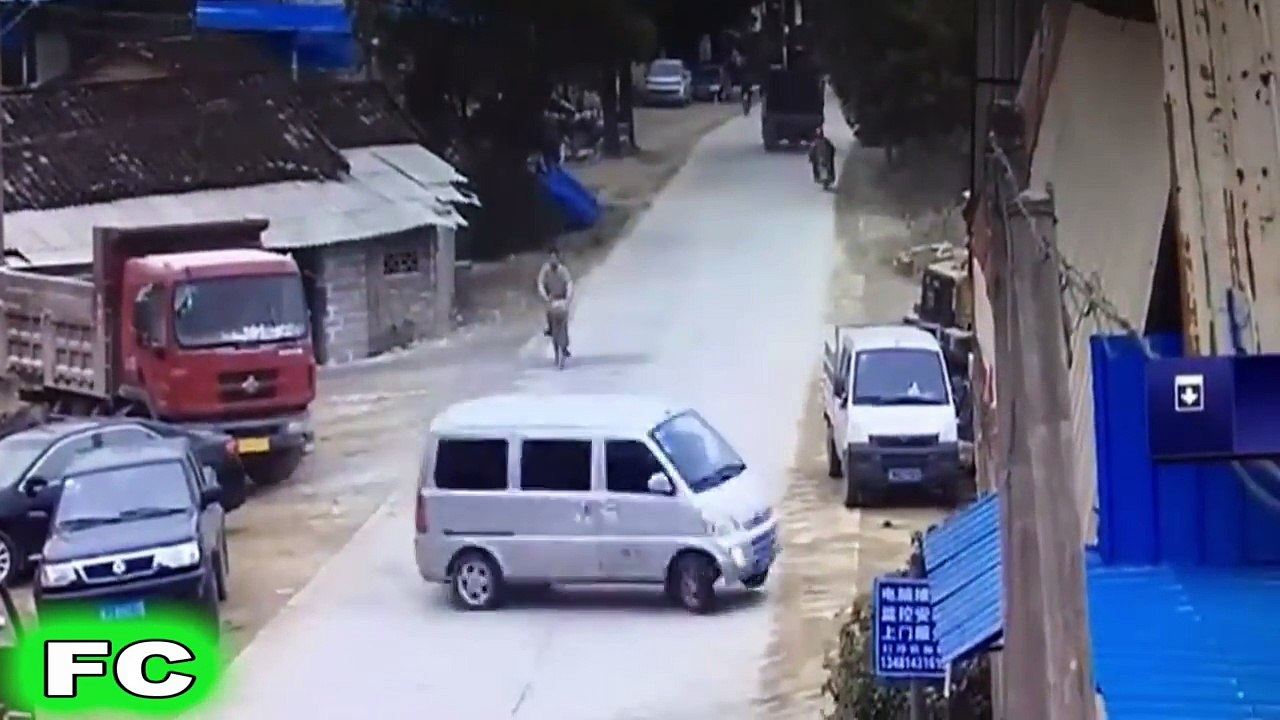 Best FAILS & Funny Videos ★ June 2017 Compilation ★ FailCity