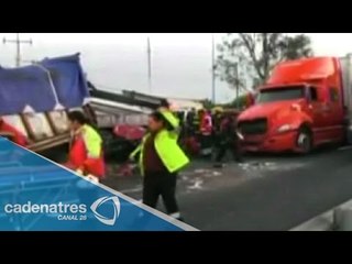 Accidente en la México-Querétaro deja tres personas heridas