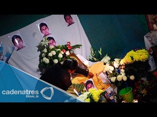 Emotiva velada en memoria a Alexander Mora, normalista de Ayotzinapa
