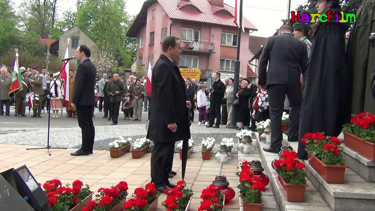 Obchody Święta 3 Maja w Mielcu  składanie kwiatów