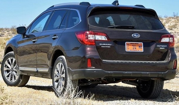 2018 Subaru Outback VS Porsche 911 TARGA 4 GTS