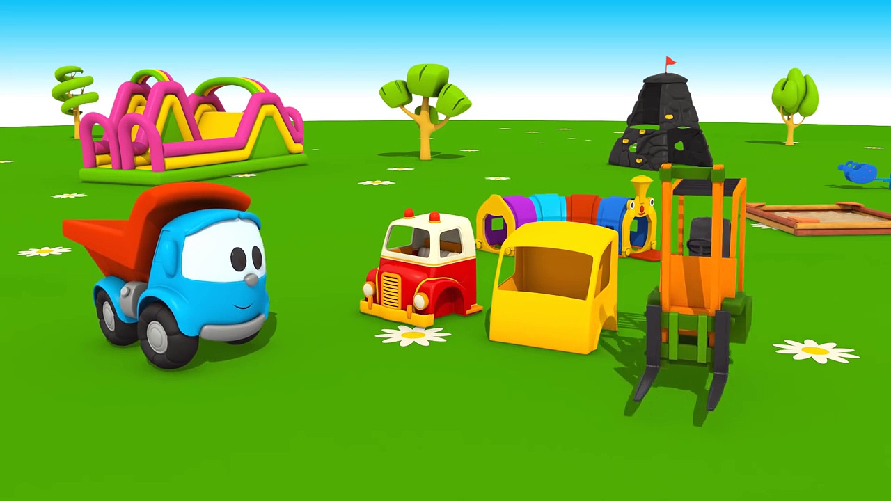 Грузовичок лева строит дом