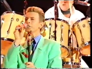 Queen Annie Lennox Under Pressure