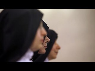 Monja acude al médico por dolor en el estómago y da a luz a un bebé