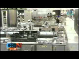 VIDEO: Difunden imágenes del asalto en joyería de Santa Fe