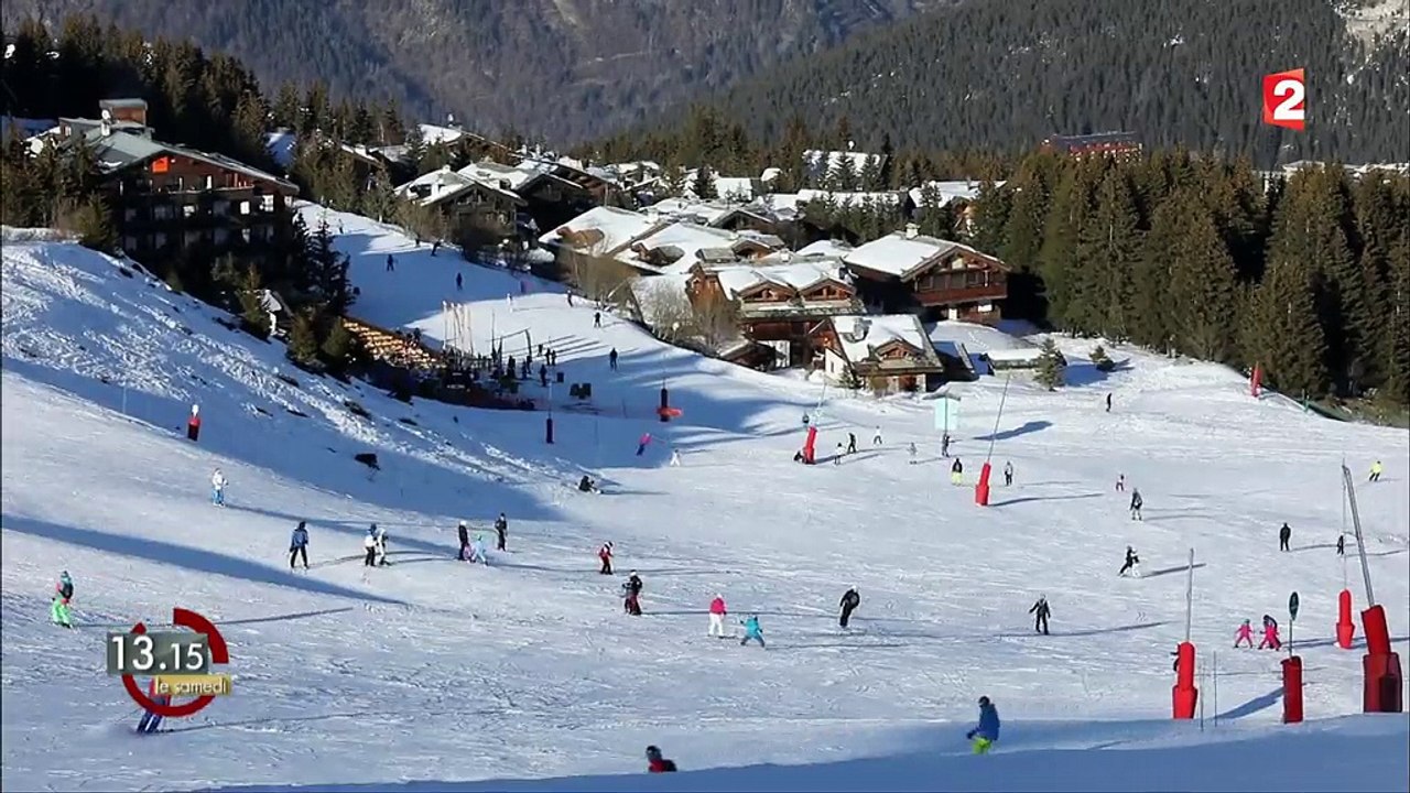 "13h15". "Avant, on partait à ski sans les armes", dit une jeune gendarme