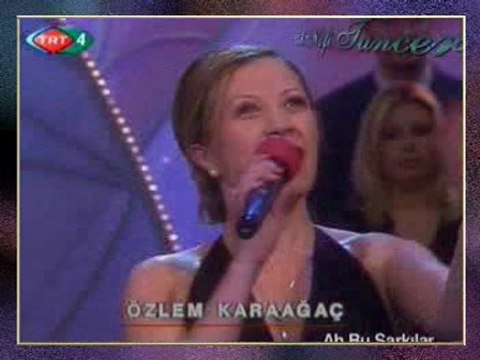 Özlem KARAAĞAÇ - Söyleme Bilmesinler Bu Aşkın Bittiğini