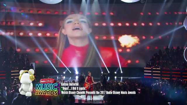 Oops!.I Did It Again Kelsea Ballerini | 2017 Radio Disney Music Awards