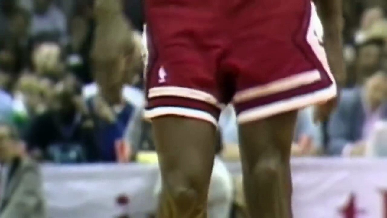 The Time Magic Johnson TRASH TALKED Michael Jordan! CRAZY 360 DUNK!!??