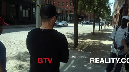 Justin Timberlake confronts paparazzi outside his house