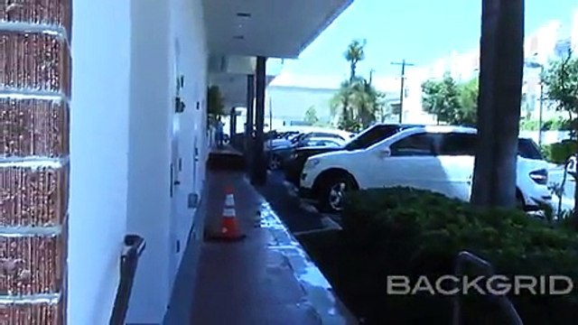 Khloe Kardashian & Tristan Thompson BUSTED Heading Into A Clinic Together