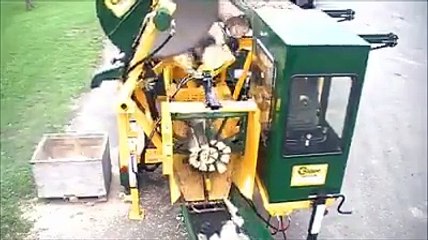 TÜRKISCHE ERFINDUNGEN - HOLZ SÄGE /SPALT MASCHINE