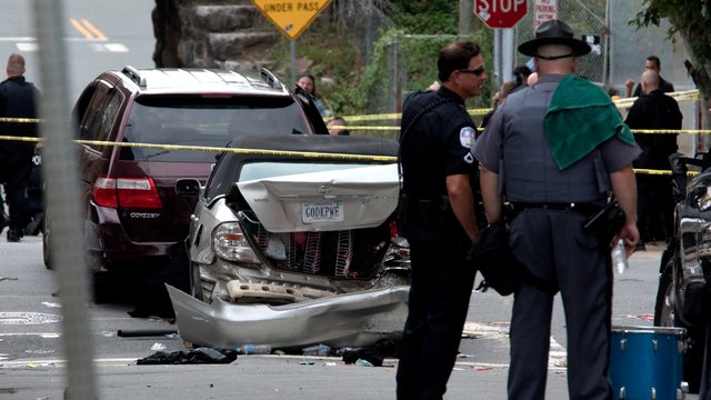 At least 1 dead and 19 injured after clashes at white nationalist gathering