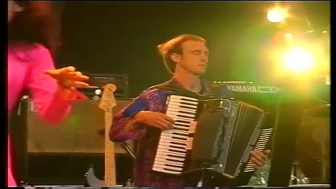 PJ Harvey Live Glastonbury 95