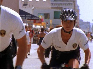 Pacific Blue S3 E9 Cop In A Box