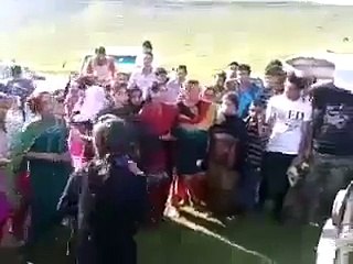 NachDi Kudi De Thapd