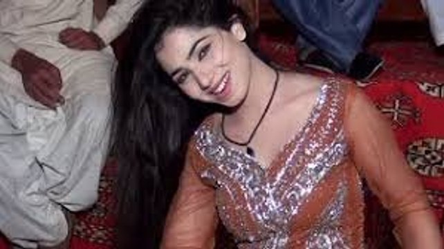 MEHAK MALIK MUJRA- VE SUN DHOLA INJ TA INWAR NI HUNDAI