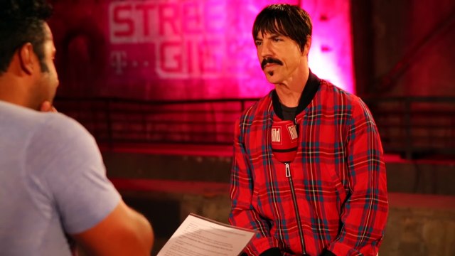 Anthony Kiedis loves his son, not groupie sex / Danger Mouse (Red Hot Chili Peppers/full i