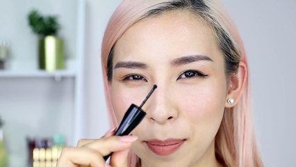 Pizza Cutter Eyeliner VS Eyeliner Pen