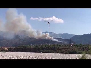 Ora News - Reshjet shuajnë zjarret në Tiranë, por jo në Dropull e Vlorë