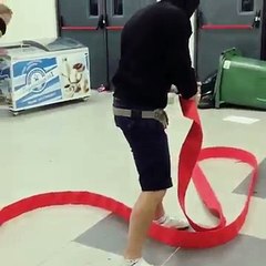 Фанаты Спартака громят стадион в Петербурге