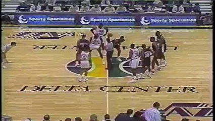 Karl Malone (38p) vs Clifford Robinson (40p) Highlights Blazers@Jazz 4/15/1993