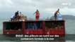Brésil: des pilleurs se ruent sur des containers tombés en mer