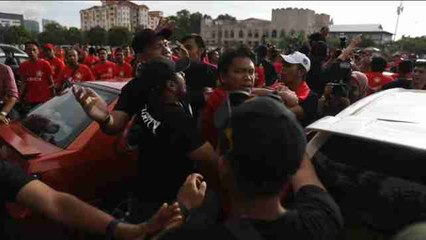 Altercados obligan a suspender un foro político en Malasia