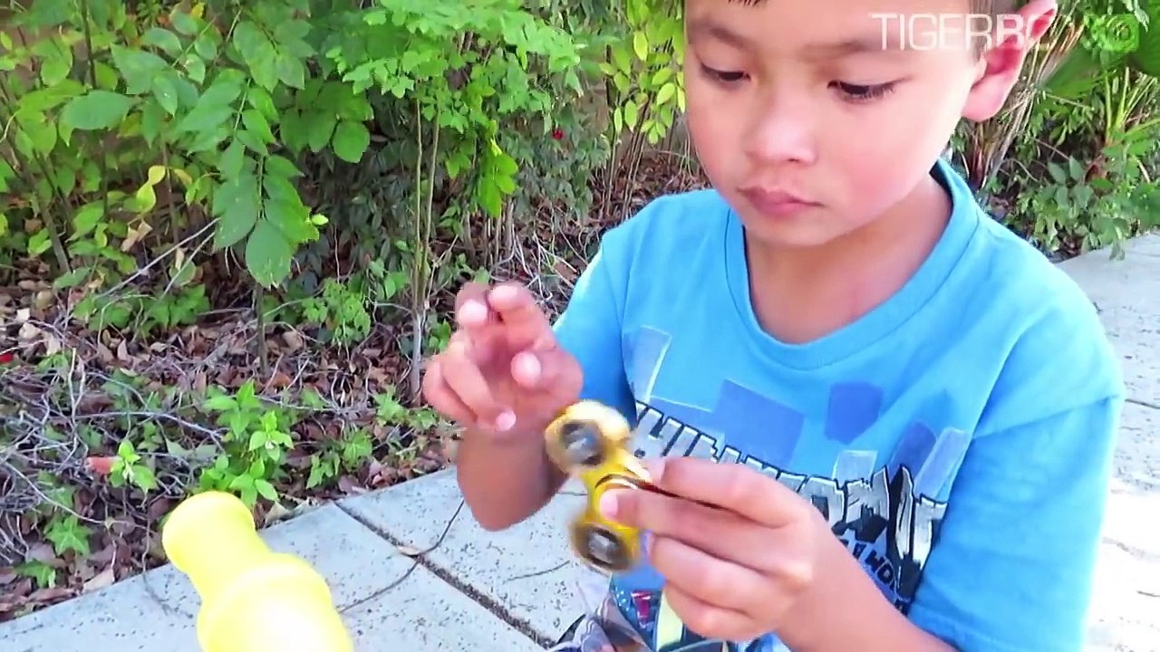 CARELESS DAD Run Over Fidget Spinner with Lawn Mower, Accidents Will Happen TigerBox HD