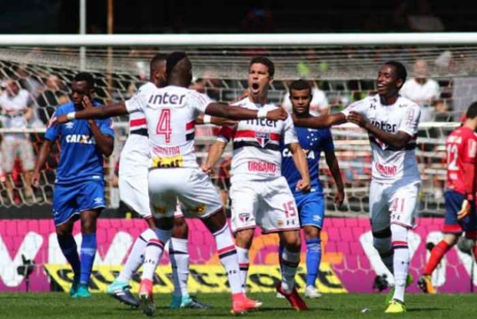 São Paulo vence o Cruzeiro de virada no Morumbi; veja os gols