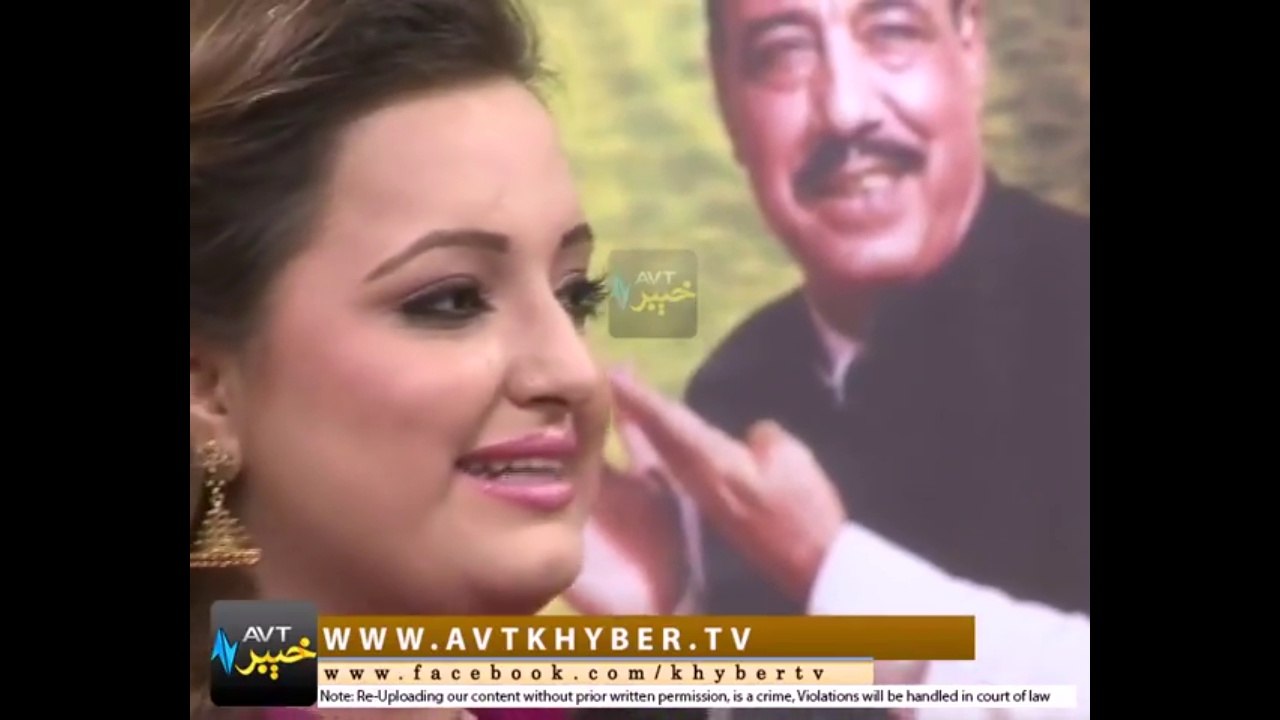 Ta Na Zaar Zaar Pakistana || Reshma Khan 2017 || Pashto Patriotic Songs 2017