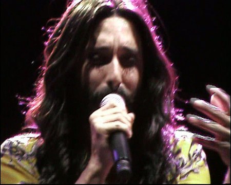 PURPLE RAIN - #ConchitaLIVE - #BeachAreana Lignano Sabbiadoro, Italia - 08.08.2017