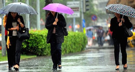 Meteoroloji'den İstanbullulara Pazartesi Günü İçin Sağanak Yağış Uyarısı