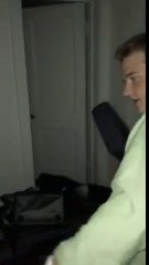 Ivre il jette sa XBox par la fenêtre à 3h du matin...