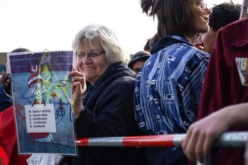 70-year-old anti-fascist defaces neo-Nazi art in Germany