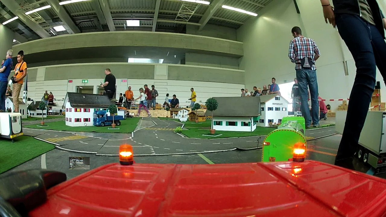 RUNDFAHRT in rc city