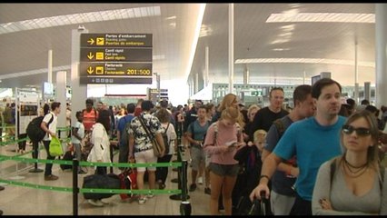 La presencia de Guardia Civil en controles reduce colas a normales en agosto