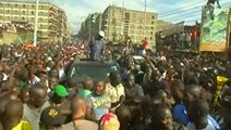 Opposition Leader Odinga Draws Crowd in Violence-Hit Nairobi Neighborhood