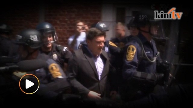 White nationalist rally organiser chased away from press conference in US