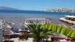 Report TV - Sarandë, shpërthejnë ujrat e zeza, largohen pushuesit nga plazhi